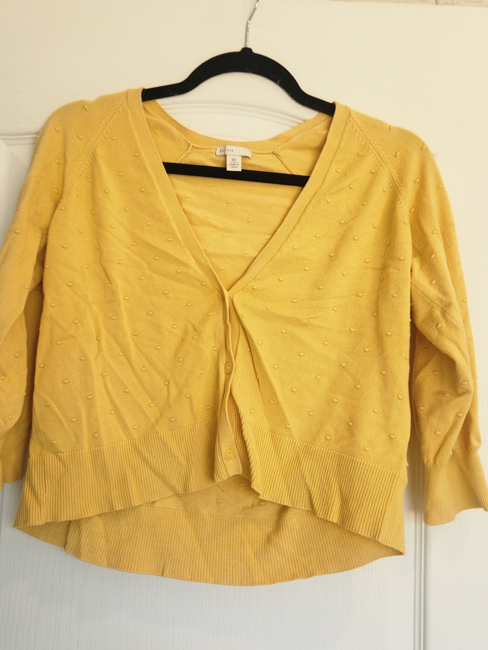 Cato Yellow Textured V-Neck Blouse M Euc